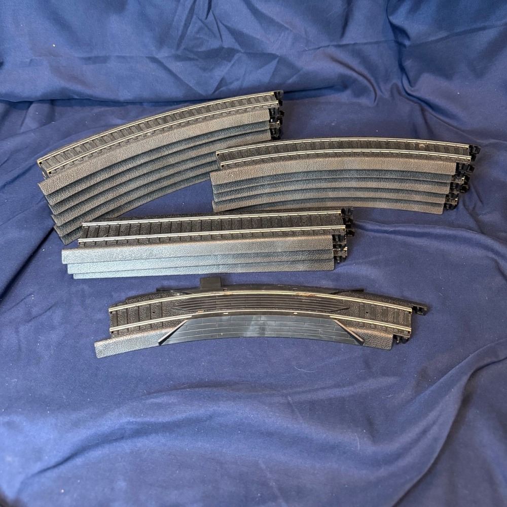 Life-Like Power-Loc HO Scale Track Lot 15pc Walt Disney World Railroad Train